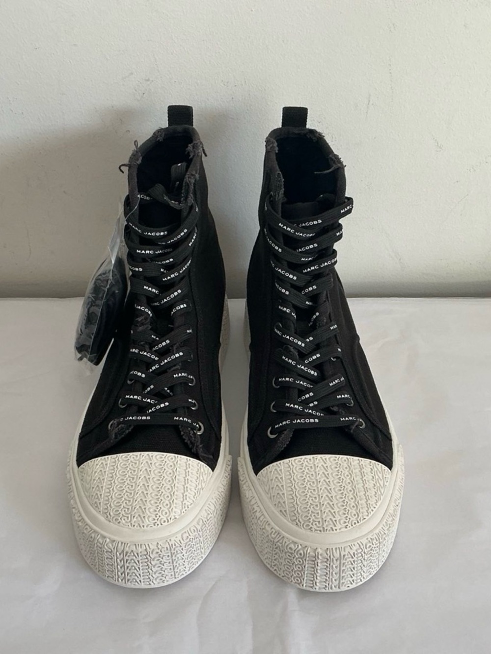 Marc Jacobs canvas high-top sneakers - Picture 9 of 9